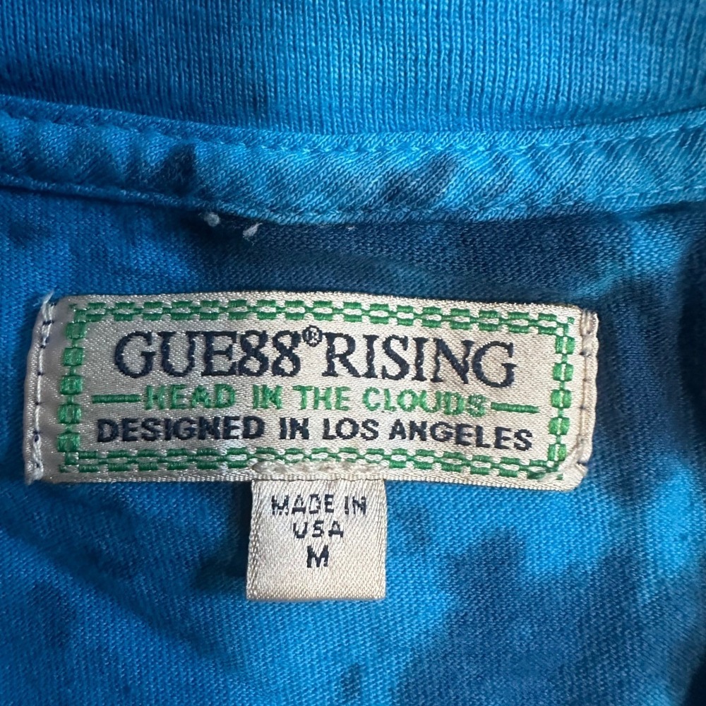 Vintage Guess Rising Head In The Clouds Tie Dye T-Shirt Mens M Tee - Picture 6 of 7